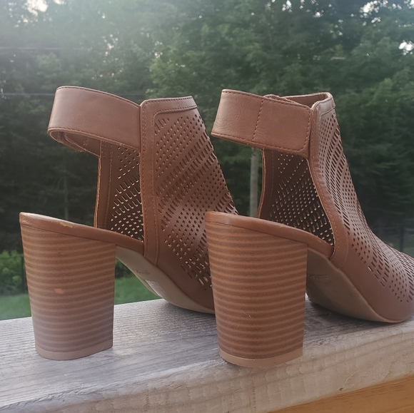 Call it Spring Moanda Gladiator Block Heel Sandal - Picture 11 of 12